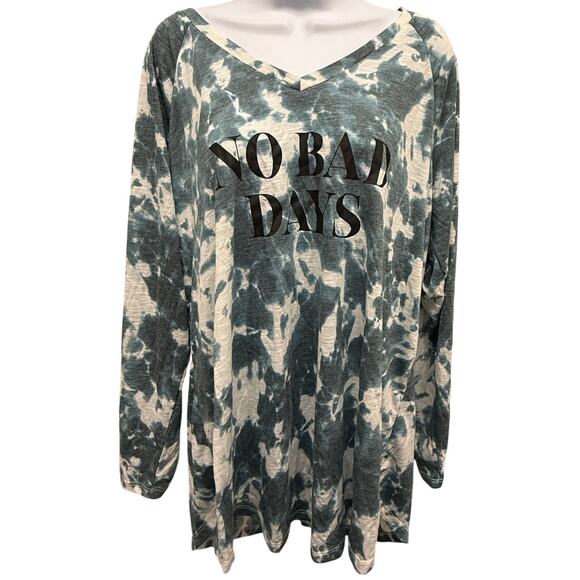 @Tab Tops - Torrid Super Soft Womens sz 3 3xl Tie Dye classic long sleeve no bad days v neck